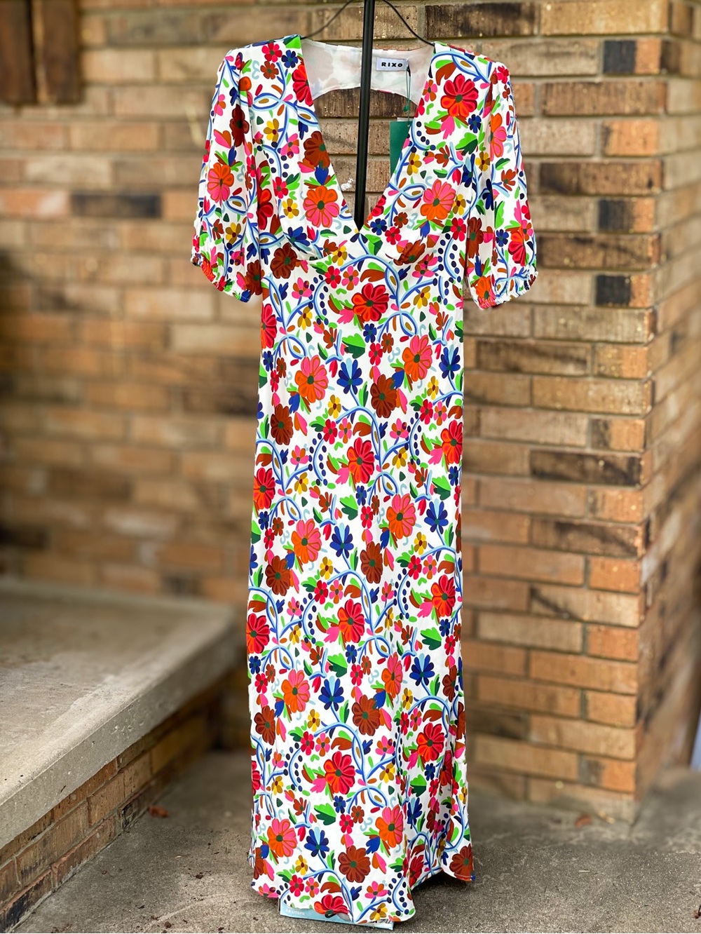 NWT RIXO Steph Floral Maxi Dress Open Back Puff Sleeve Size L US 10